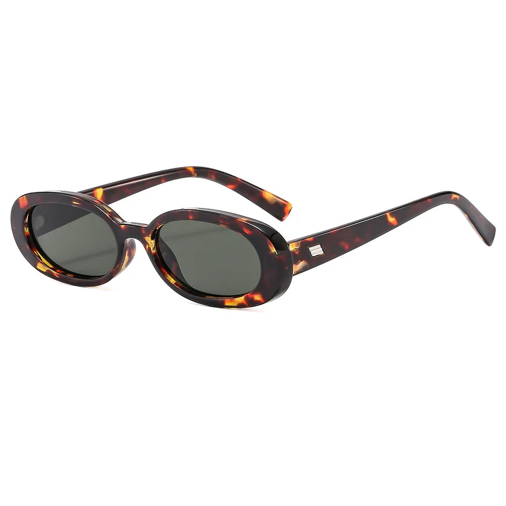 JNPCXI Vintage Oval Sunglasses Women Men Retro Rivet Gradient Amber Female Sun Glasses UV400