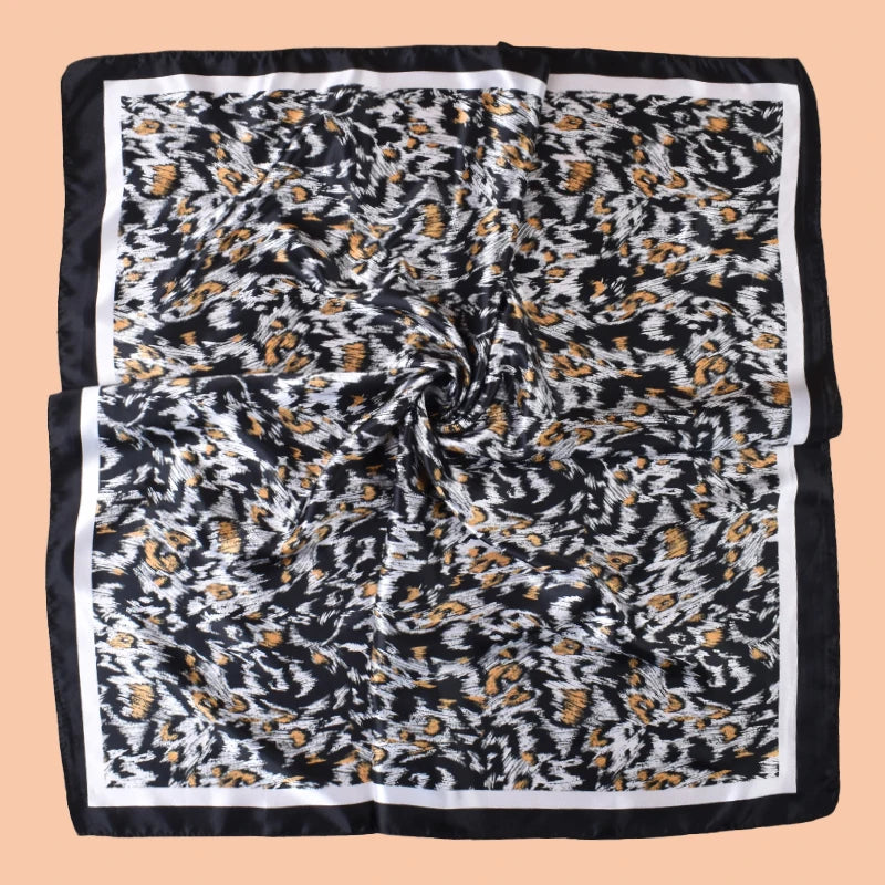 1 pc Women's Large Square Scarf with Leopard Print, Fashionable Silk Scarf, Versatile and Casual