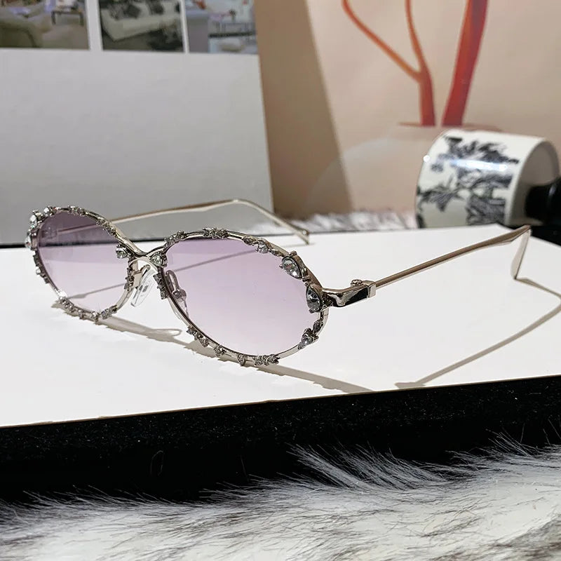JNPCXI Retro Oval Punk Diamond Women Sunglasses Fashion Silver Shades UV400 Men Trending Sun Glasses