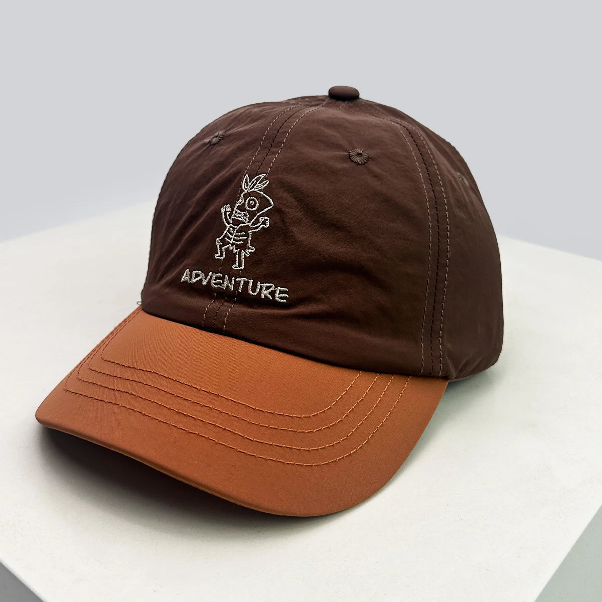 New Unisex Cartoon Color Block Letter Embroidery Baseball Hats Breathable Short Eave Sunshade Peaked Caps Versatile Quick Drying