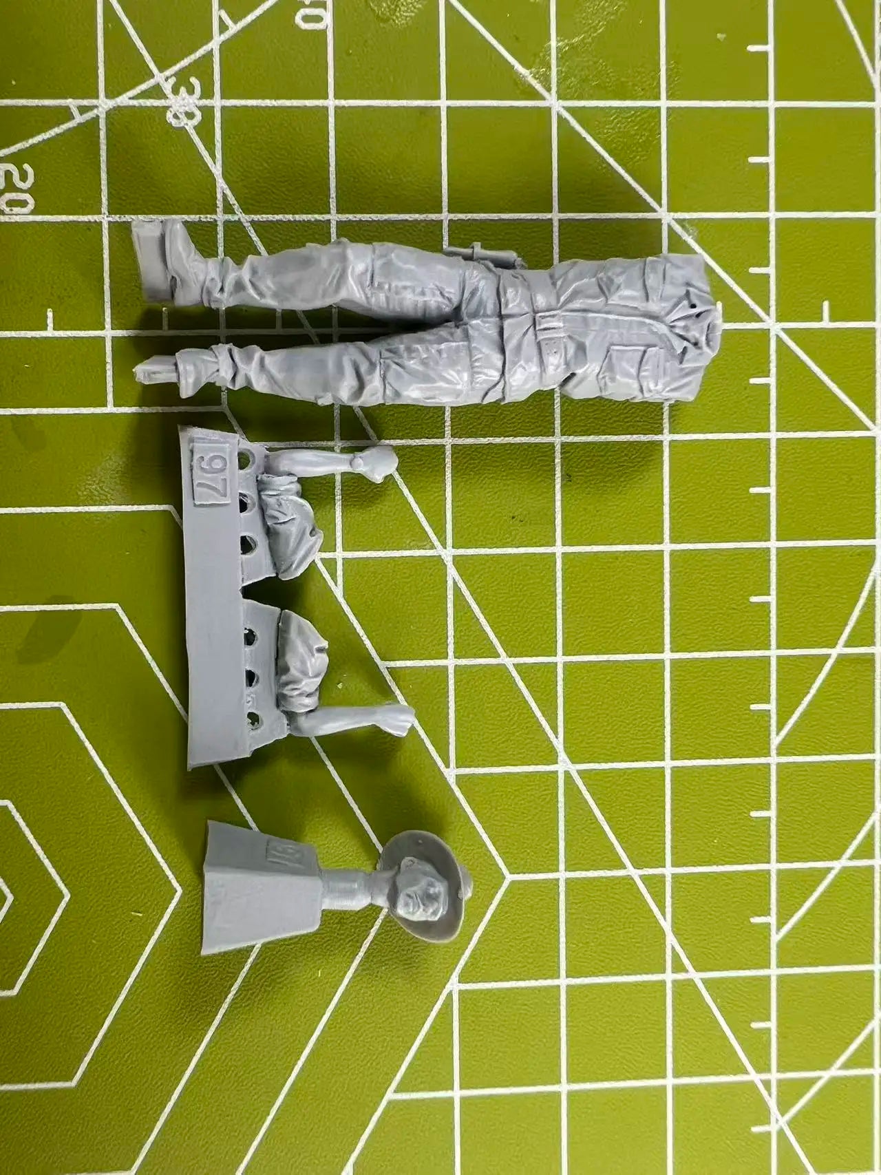 1/35 Cast Resin Model, American Aircraft Pilot Scene Model, Toy, Unpainted