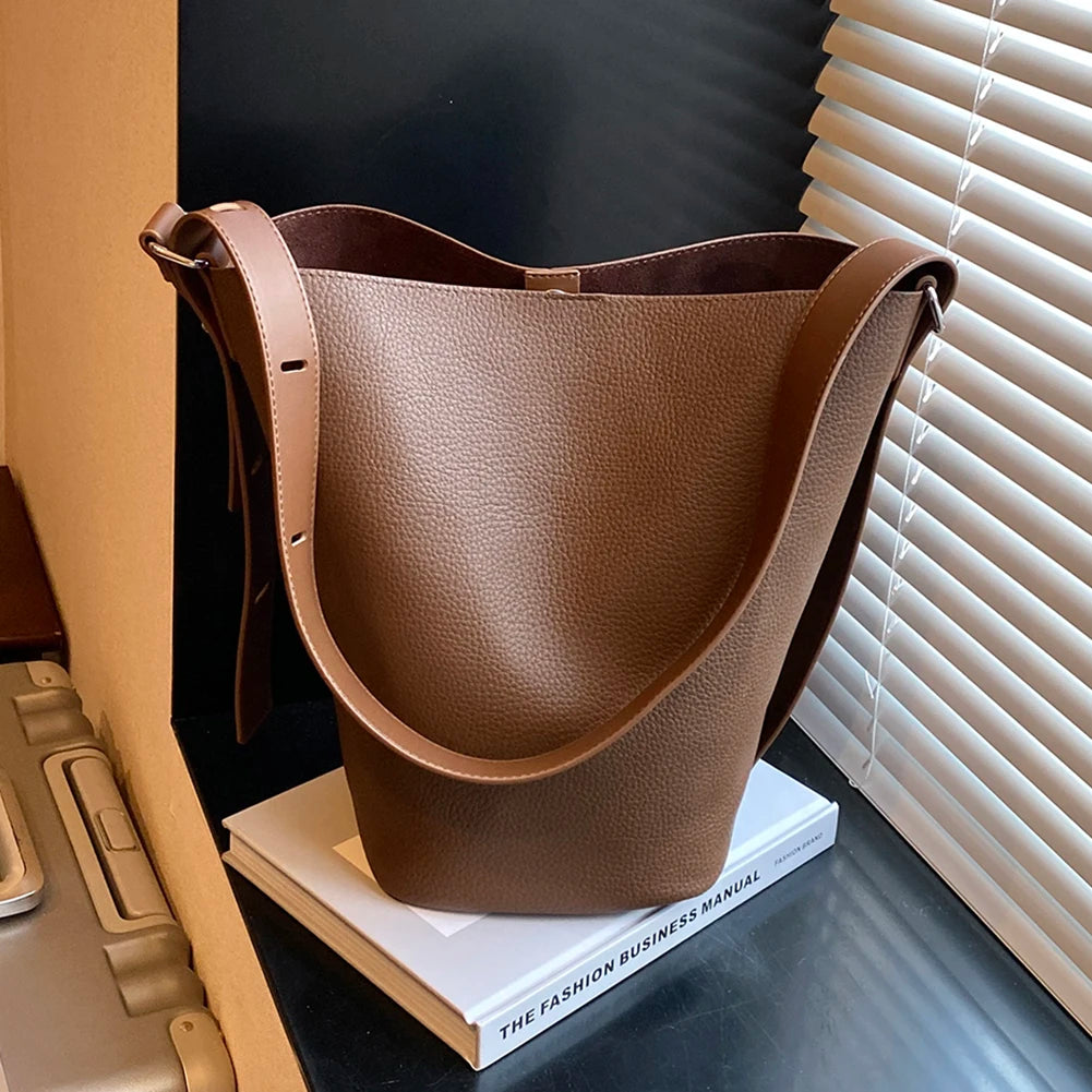 Women Bucket Bag Adjustable Strap Shoulder Bag Leather InnerPocket Crossbody Bag