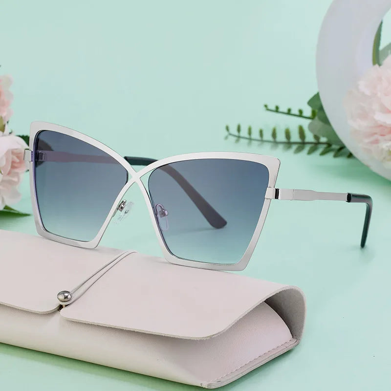 JNPCXI New Luxury Metal Frame Women Sunglasses Fashion Brand Design Punk Men Sunglass Outdoor Driving Travel Shades UV400