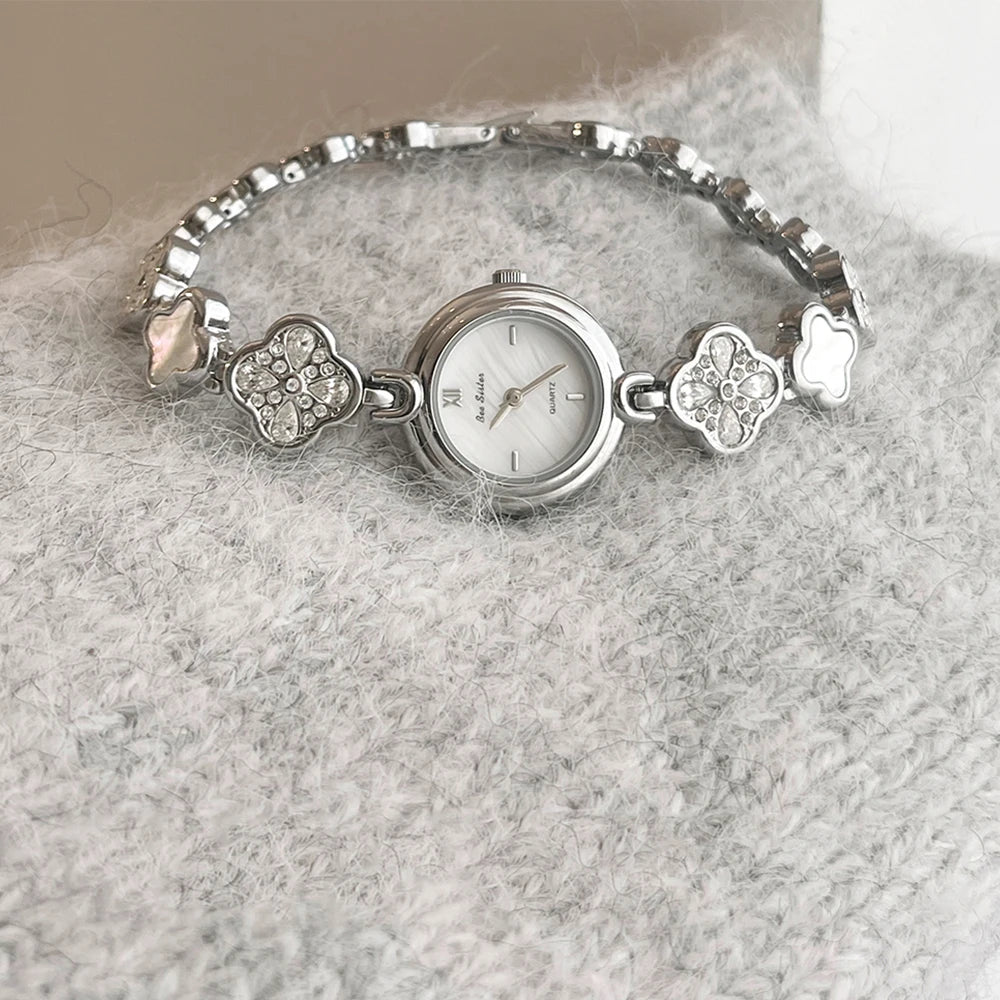Bee Sister Vintage Watches for Women Temperament Round Dial Quartz Retro Watch Ladies Luxury Bracelet Wristwatch Gift