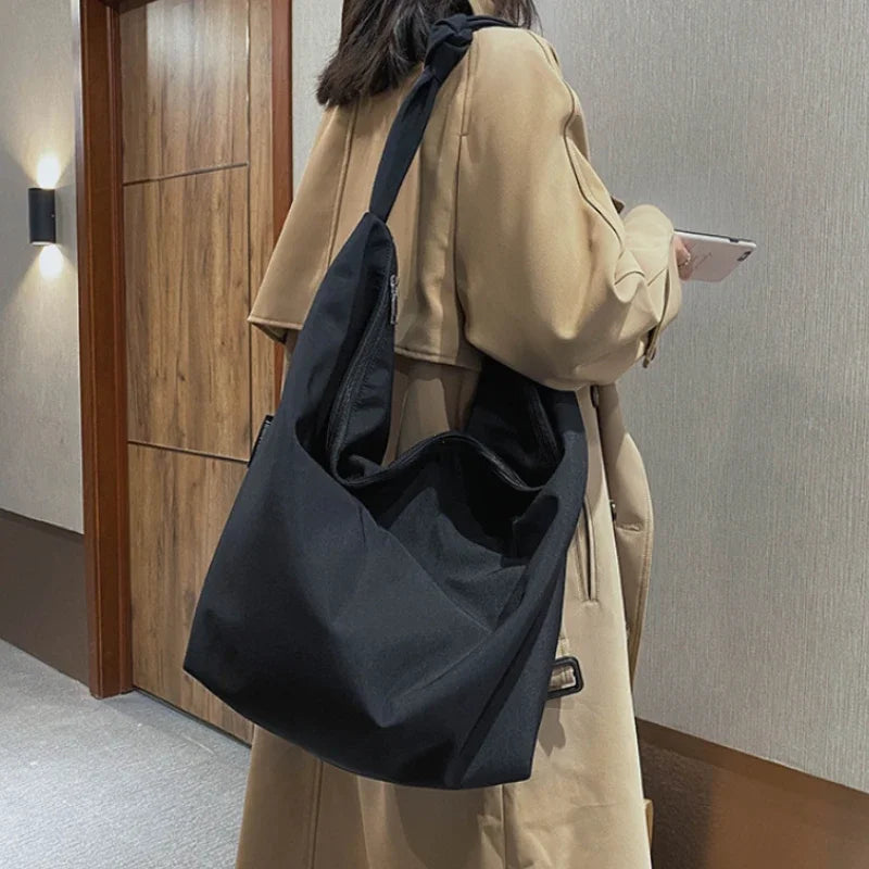 2026 New Canvas Totes Bags Women Casual Wild Ladies Handbags Solid Color Shoulder Women Bag Simple Female Messenger Bag Purses