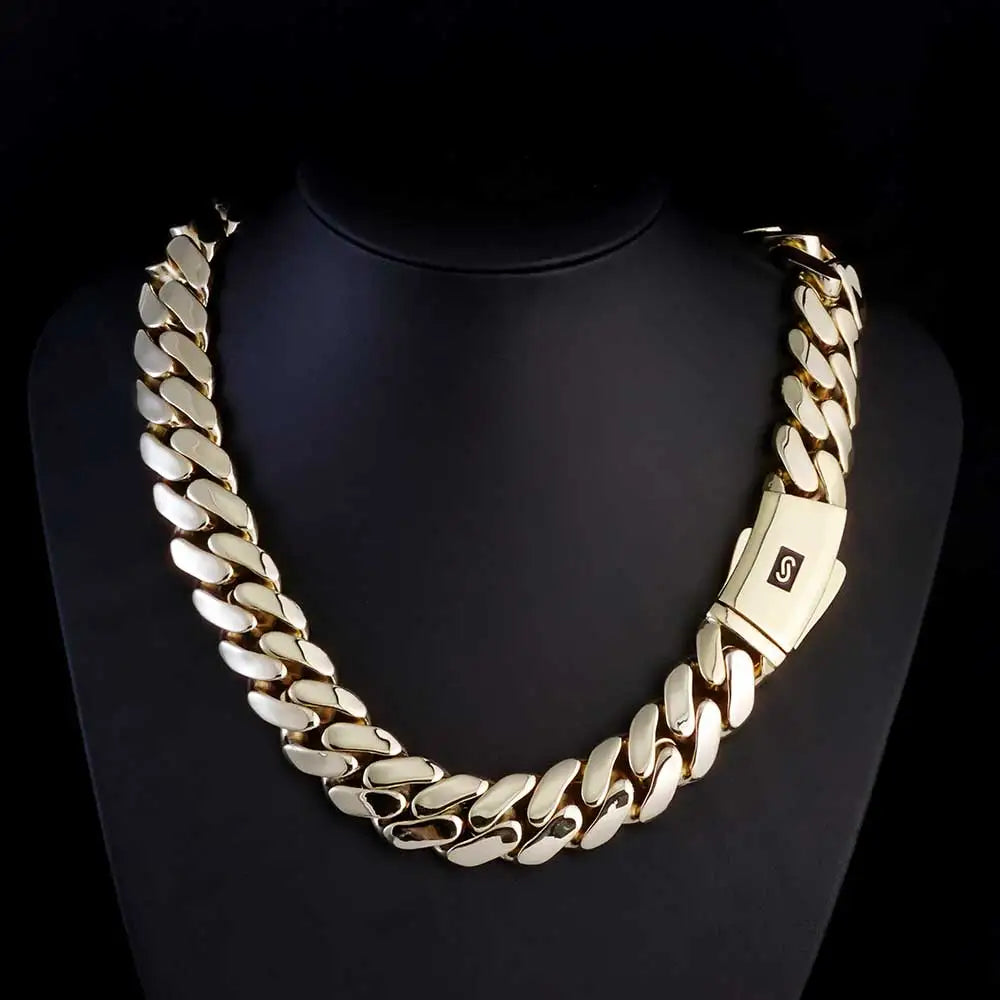 NY Fashion 14K Gold Plated 20mm Monaco Chain, Black Oil Drop Logo Clasp Necklace
