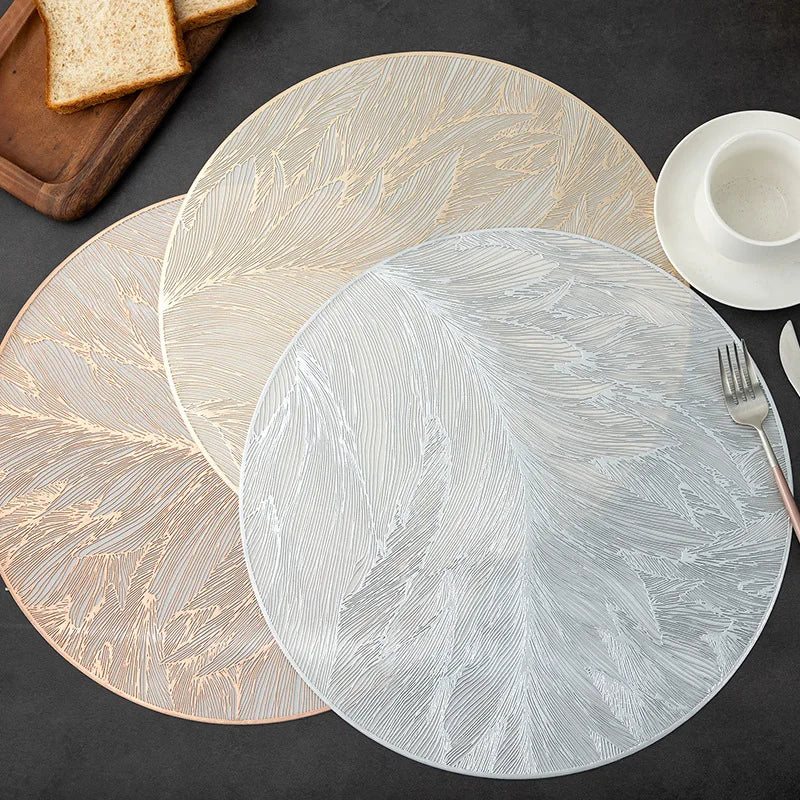 4pcs Round PVC Heat-Resistant High Quality Placemats, Elegant Golden Leaf Design, Leakproof Table Protectors for Dining, Kitchen