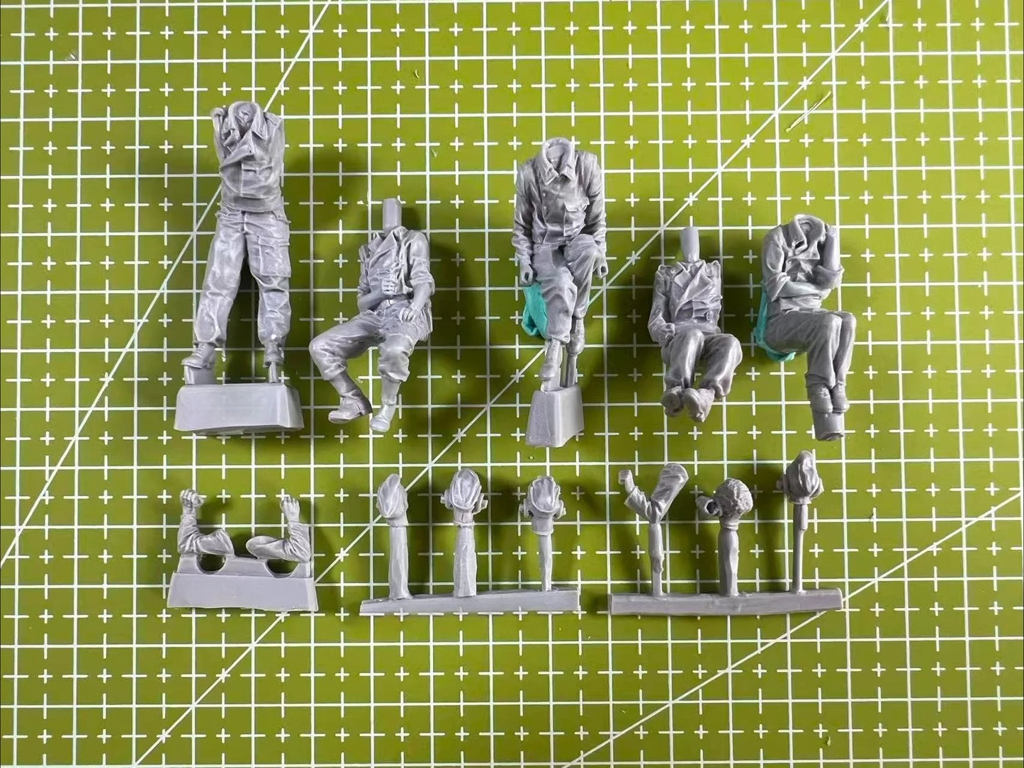 1:35 Cast Resin Model Tank Armor Soldier 5-person Set Model Assembly Kit Unpainted