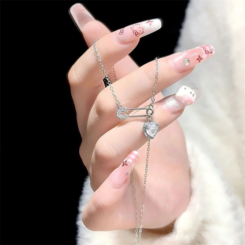 Sweet Simple Tiny Heart Shaped Necklace for Women Fashion Elegant Temperament Clavicle Chain Choker Jewelry Valentine's Day Gift
