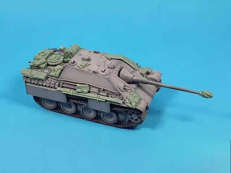 1: 72 Resin Model Scene Making Toy Gray Unpainted Resin Tank Stacks Suitable for Jagdpanther Accessories Set