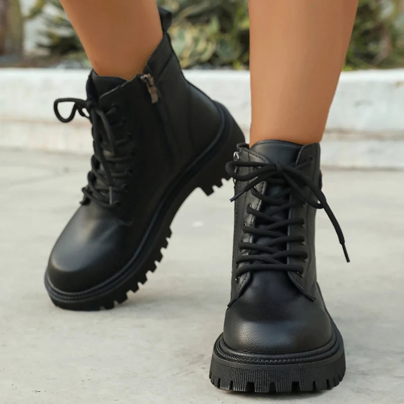 Fashion Buckel Thick Sole Ankle Boots Women Lace Up Punk Motorcycle Boots Woman Pu Leather Thicken Plush Short Booties Mujer