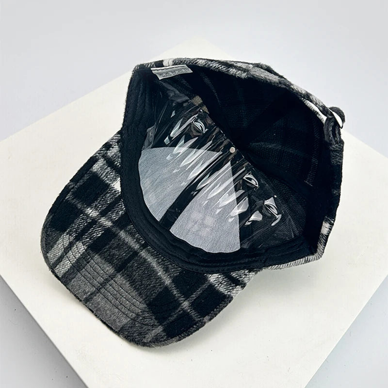 New Unisex British Style Plaid Color Block Baseball Hats Sunshade Casual Warm Retro Peaked Caps Versatile Fashion Hardtop Stripe