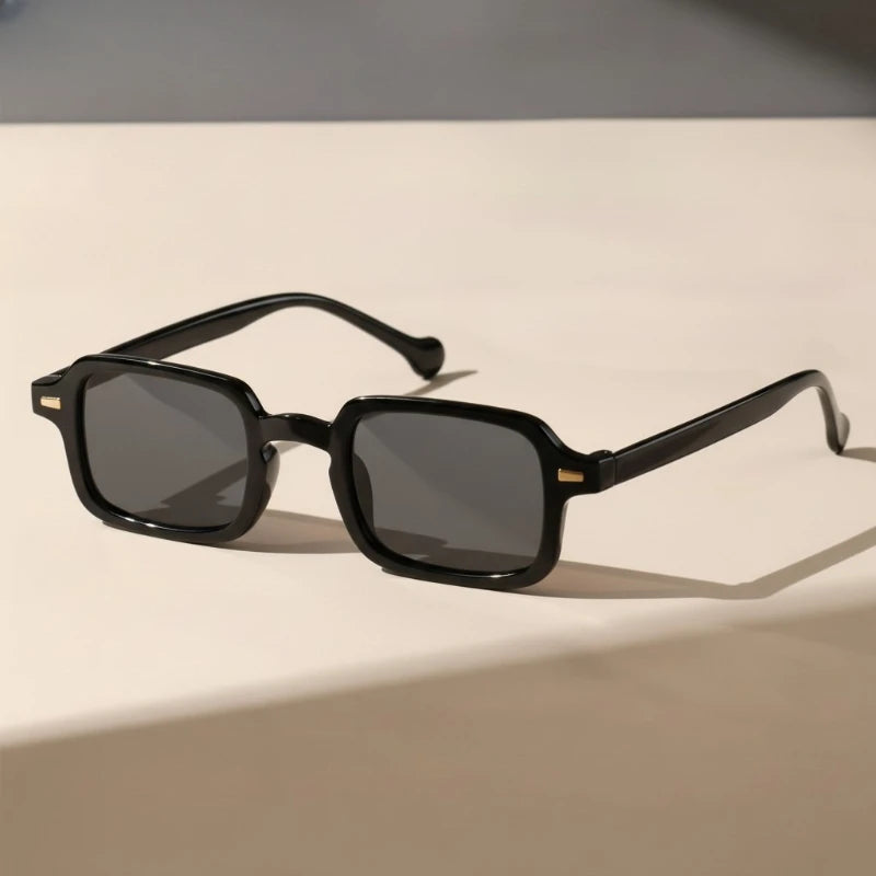 Fashionable Rectangular Unisex Sunglasses with UV400 Protection Suitable for Travel and Vacation