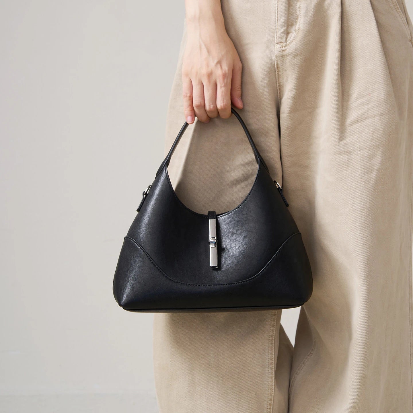 Genuine Cowhide Leather Hobo Underarm Shoulder Bag Luxury Designer Pebbled Leather Twist Lock Mini Handbag 3 Colors