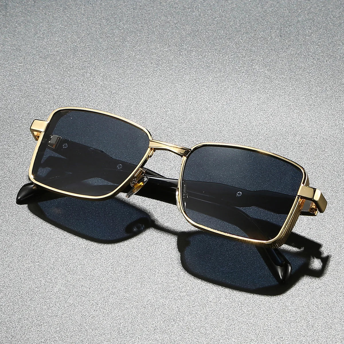 JNPCXI New Retro Square Metal Men Outdoor Sunglasses Fashion Gradient Tea Shades UV400 Women Punk Sun Glasses