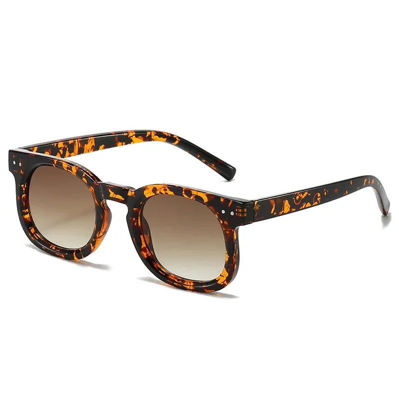 JNPCXI Retro Small Square Sunglasses Women Fashion Gradient Gray Tea Shades UV400 Men Rivets Trending Punk Sun Glasses