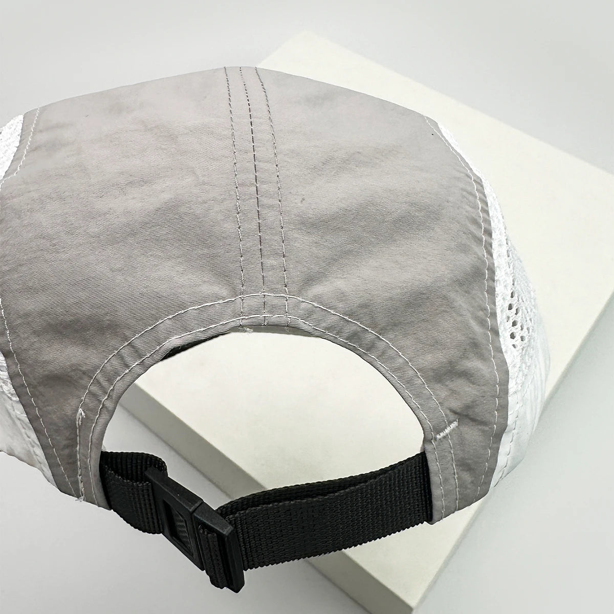 New Unisex Retro Color Block Mesh Baseball Hats Quick Drying Sunshade Outdoor Breathable Peaked Cap Versatile Fashion Short Eave