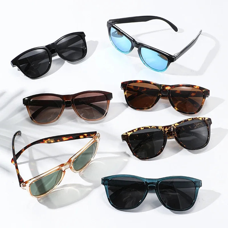 JNPCXI New Retro Polarized Men Square Sunglasses Shades Fashion Trending Gradient Blue Black Mirror Women Travel Sun Glasses