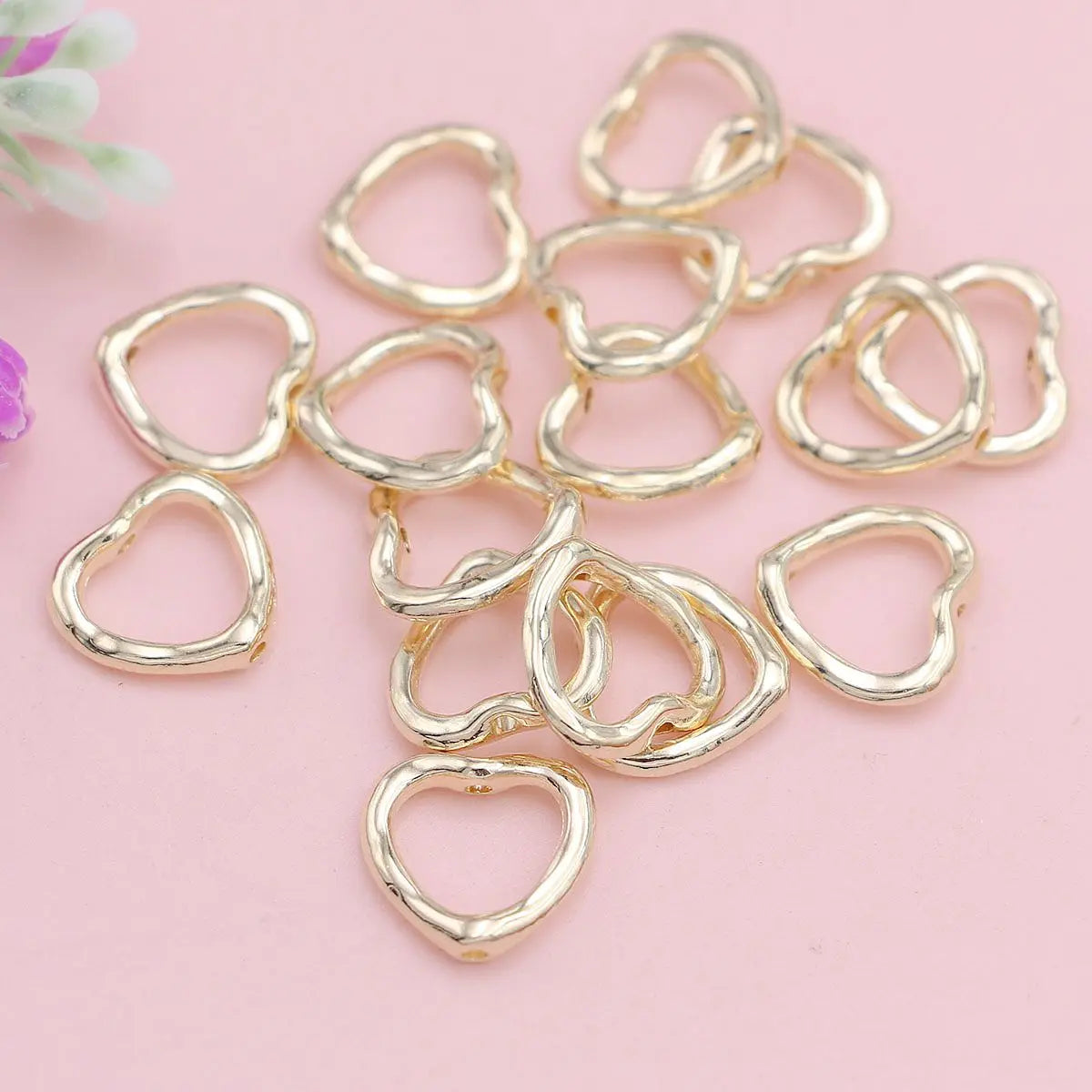 20Pcs 8mm Silver Plated Heart Spacer Beads Frame for Jewelry Making Bracelet Necklace Keychains Accessories DIY