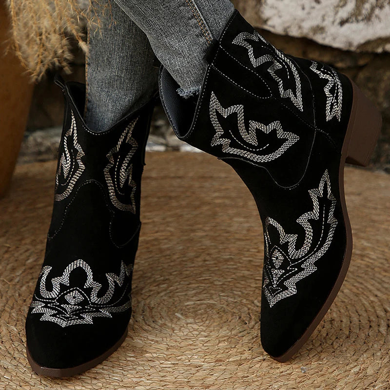 Vintage Embroidery Pattern Boots Women 2025 Square Heel Pointed Toe Ankle Boots Woman Comfortable Faux Suede Booties Mujer