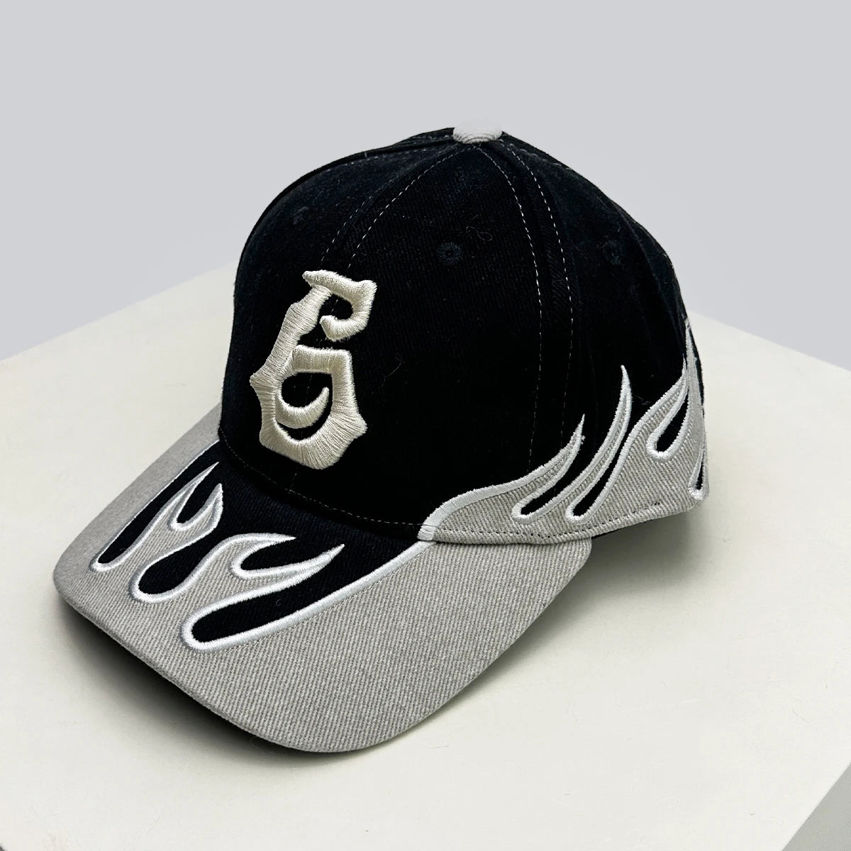 New Unisex Hip Hop Letter Flame Flag Baseball Hats Sunshade Personal Versatile Color Block Peaked Caps Niche Fashion Retro ins