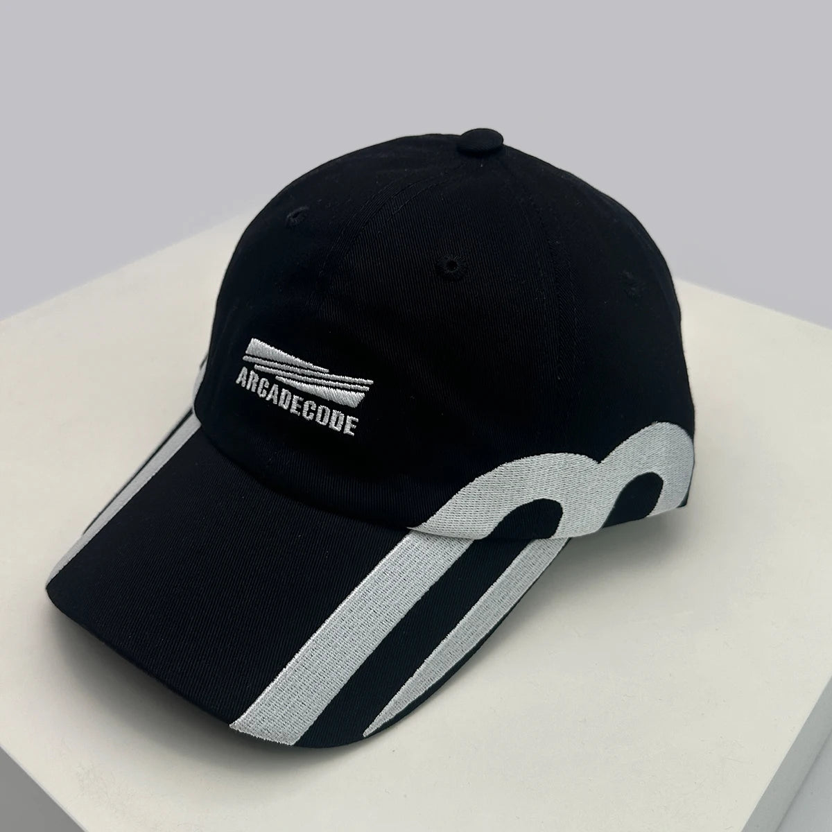 New Unisex Hip Hop Letter Flame Flag Baseball Hats Sunshade Personal Versatile Color Block Peaked Caps Niche Fashion Retro ins