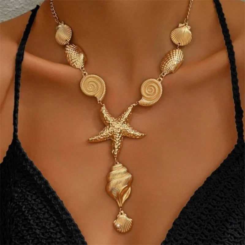 Bohemian Starfish Conch Scallop Pendant Necklace for Women Summer Beach Vacation Gold Color Collarbone Necklace Party Jewelry
