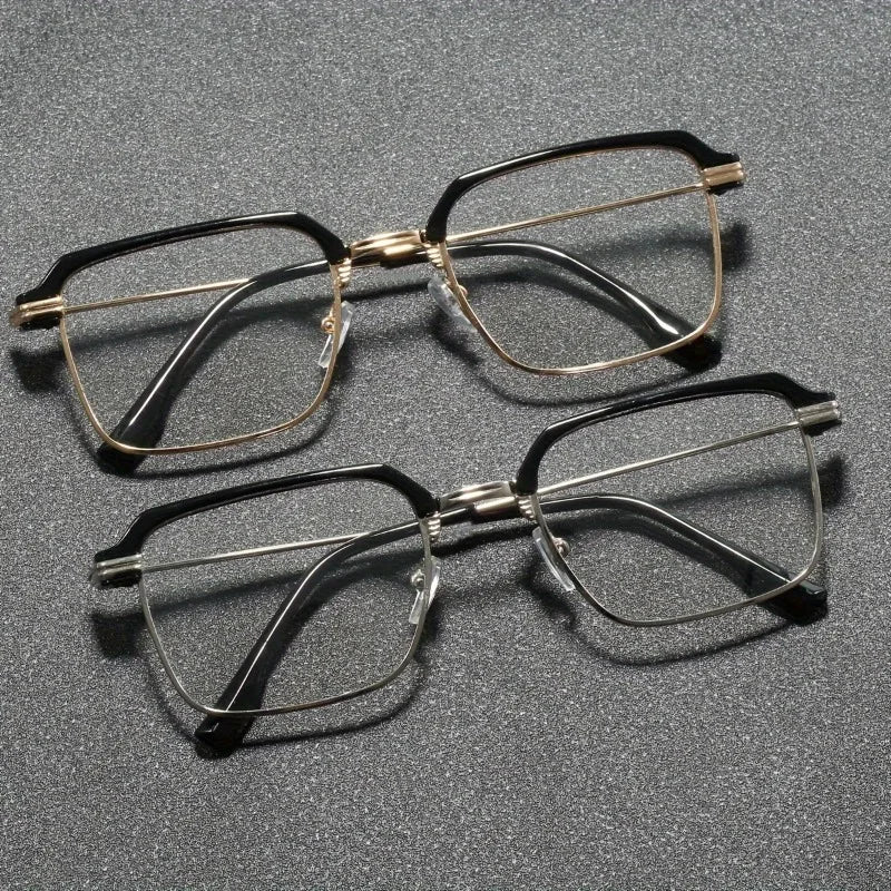 A Pair of Unisex Photochromic Glasses Suitable for Business Outdoor Travel, And As Decorative Eyewear for Phone And Computer Use
