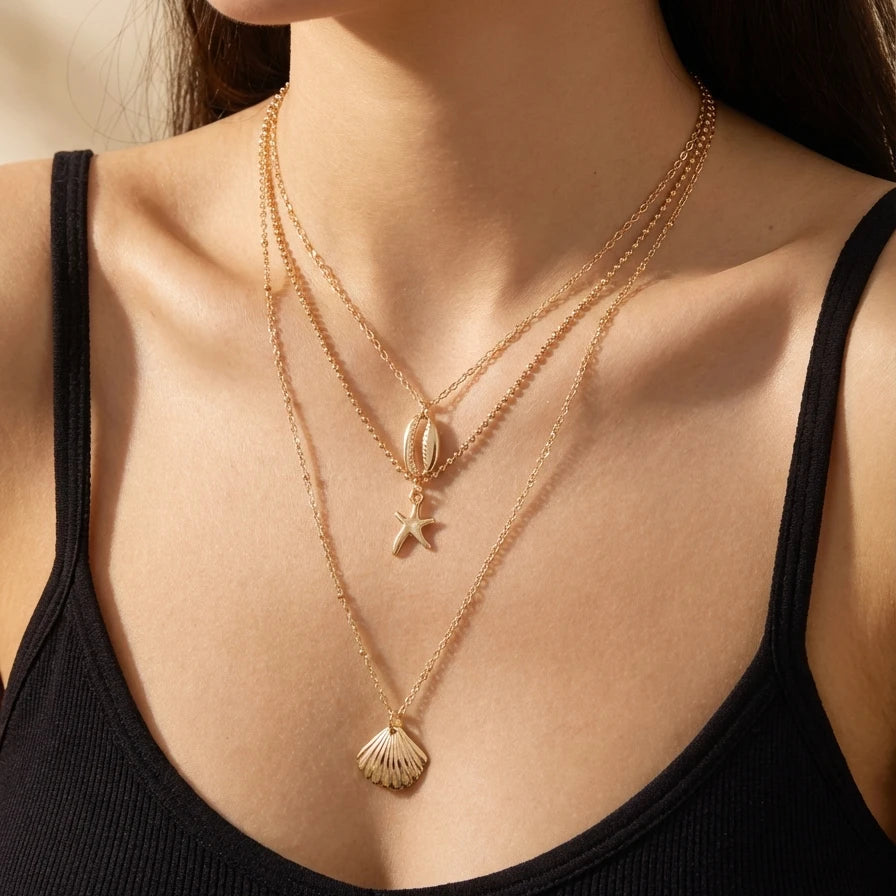 Boho Multilayer Gold Color Chain Necklace Dainty Starfish Shell Pendant Necklace for Women Summer Beach Vacation Jewelry Gift