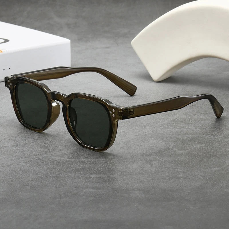 JNPCXI Fashion Square Sunglasses Men Gradient Shades UV400 Vintage Rivets Women Trending Tea Sun Glasses