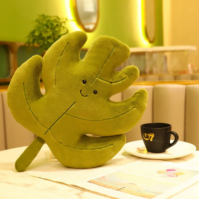 Creative Simulation Leaves Plush Hug Pillow Cartoon Maple Leaves Soft Stuffed Plant Soft Plushies Kids Toys for Girls Home Decor