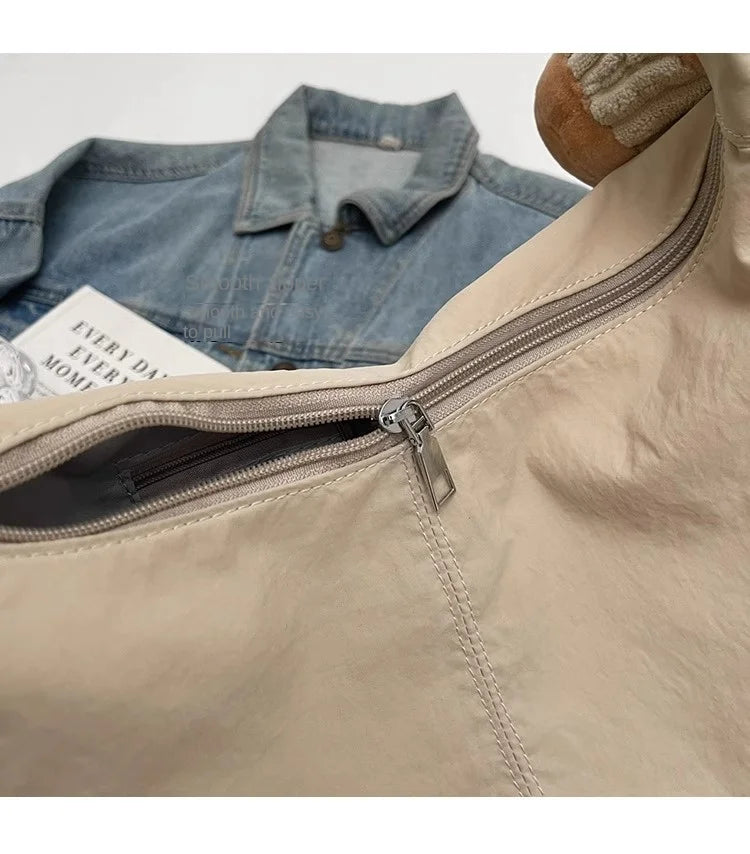 White Women Japan Hobo Embroidery Shoulder Bag Versatile Waterproof Commuter Bag