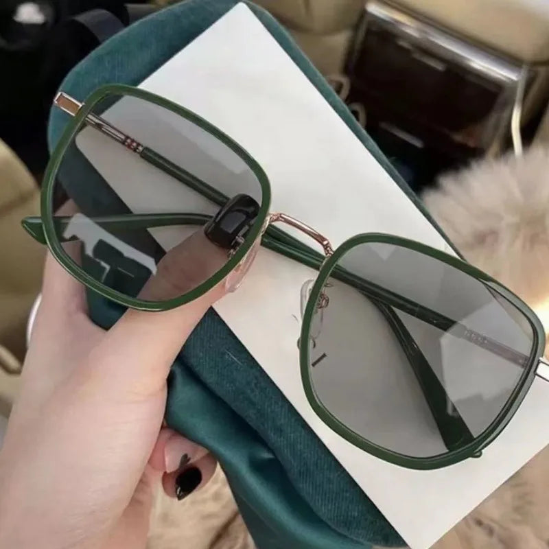 Anti Radiation Photochromic Eyeglass for Women/Men Replaceable Lens Eyeglasses Frames Retro Aesthetic Glasses