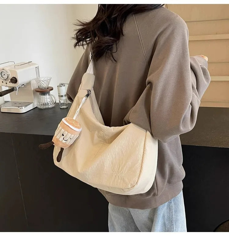 White Women Japan Hobo Embroidery Shoulder Bag Versatile Waterproof Commuter Bag