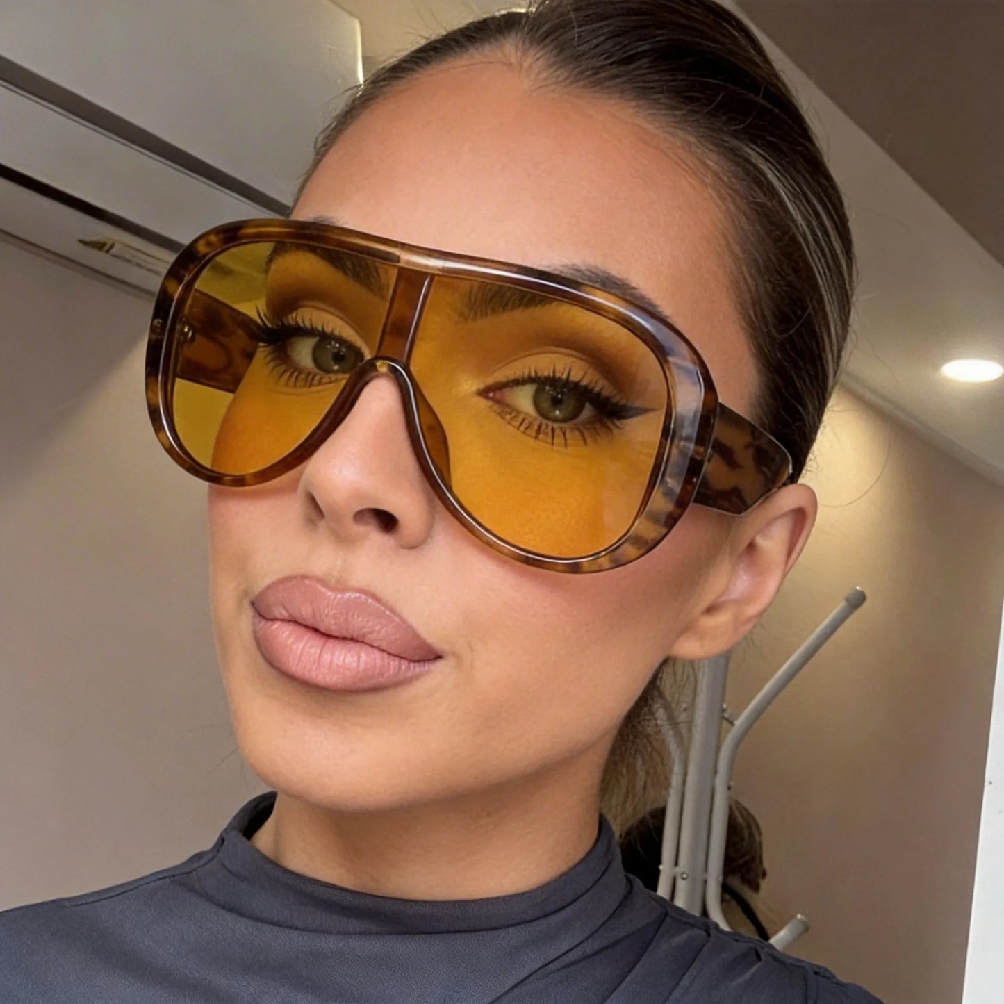 JNPCXI New Fashion Oversized One Piece Square Women Sunglasses Gray Stripe Shades Men Trending Outdoor Sun Glasses UV400