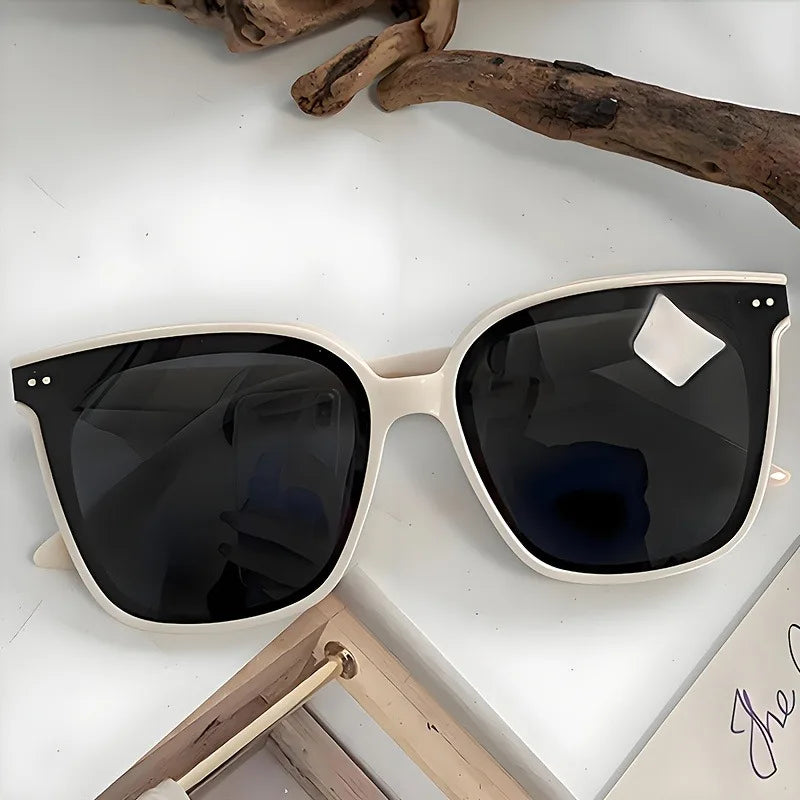 Women's Oversized Retro Hong Kong Style Fashion Glasses  Decorative Fashion Accessories for Daily Special Occasions