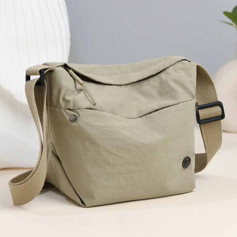 New Fashionable Women's Bag Lightweight Nylon Crossbody Bag for Women Female Shoulder Bags Trend Designer Handbags Tote 2026
