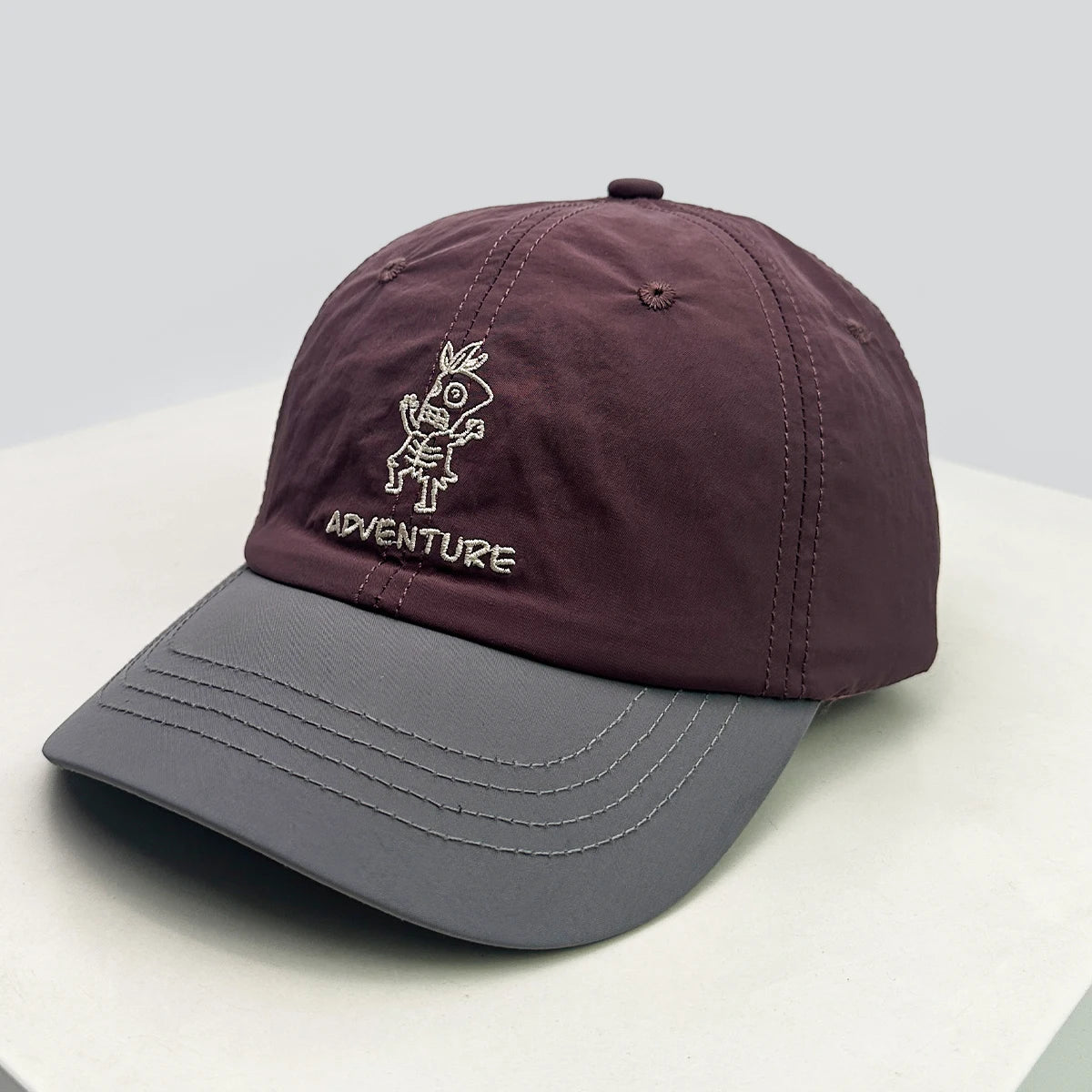 New Unisex Cartoon Color Block Letter Embroidery Baseball Hats Breathable Short Eave Sunshade Peaked Caps Versatile Quick Drying