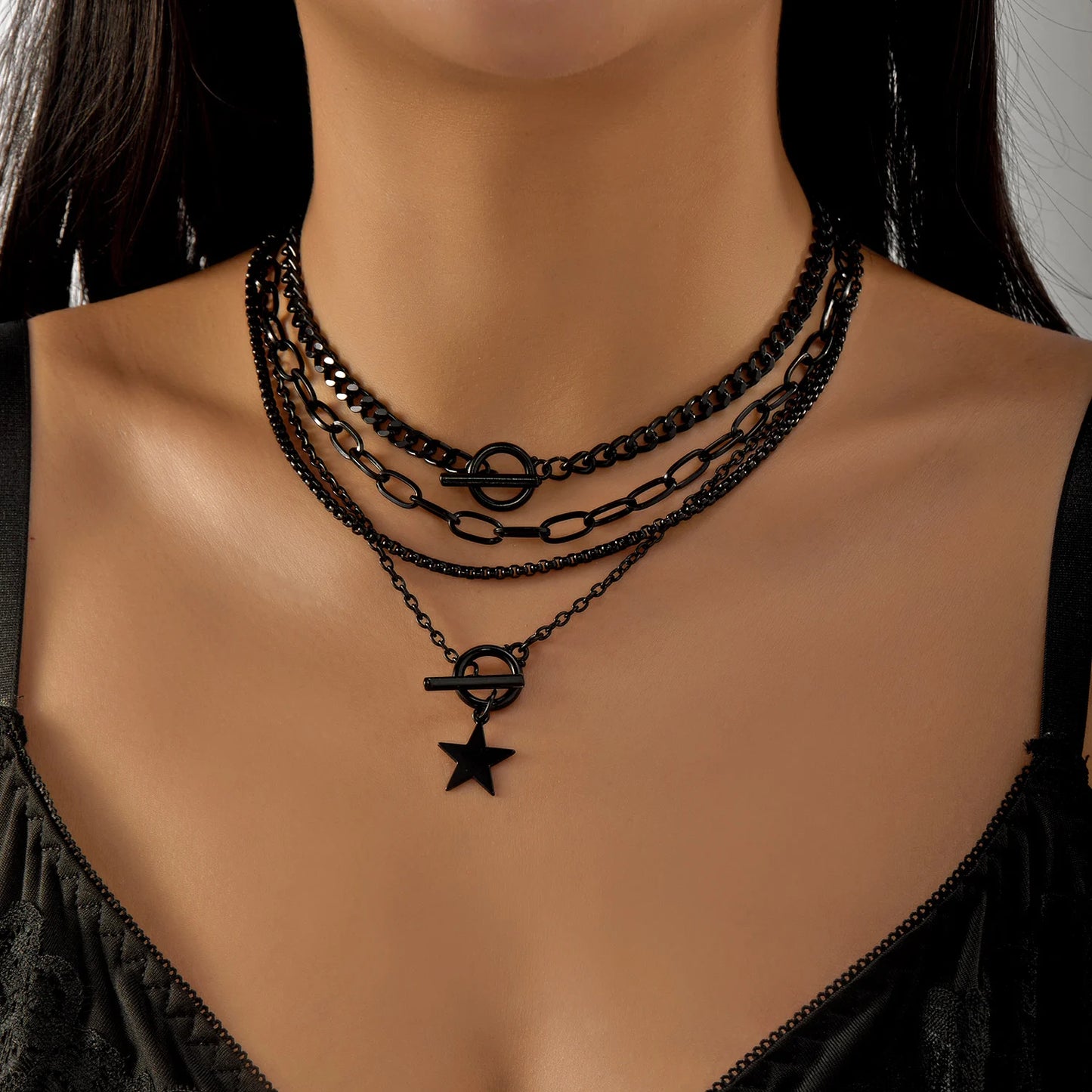 4Pcs/Set Goth Punk Black Heart Star Tassel Pendant Choker Necklace for Women Vintage Metal Thick Chain Y2K Jewelry Accessories