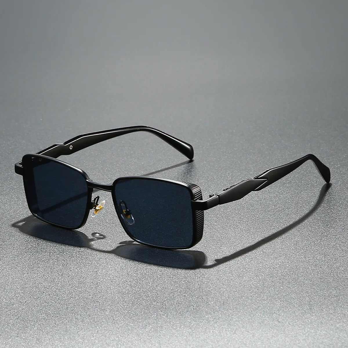 JNPCXI New Retro Square Metal Men Outdoor Sunglasses Fashion Gradient Tea Shades UV400 Women Punk Sun Glasses