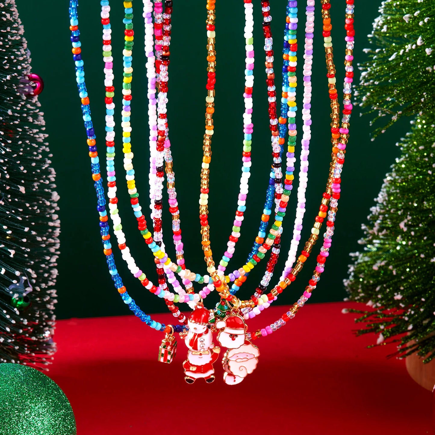7pcs/Set Handmade Beads Christmas Necklaces for Women Girls Xmas Tree Santa Claus Snowman Pendant Necklace New Year Jewelry Gift