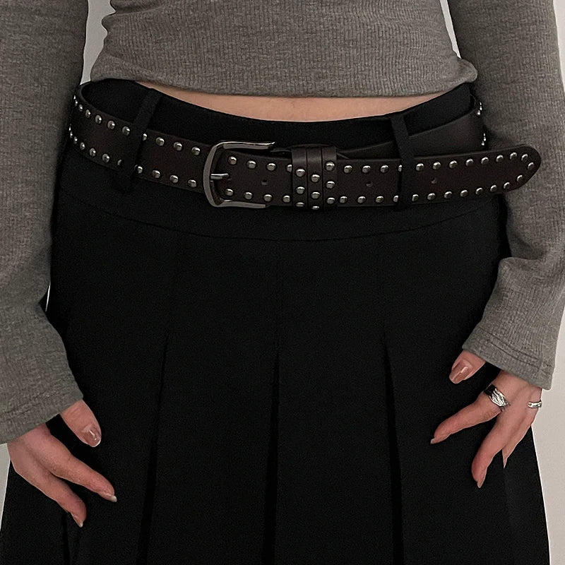 2024 New Belt Women's Jeans tie-in Ladies' belt fashion personality Rivet Belt senior black fashion