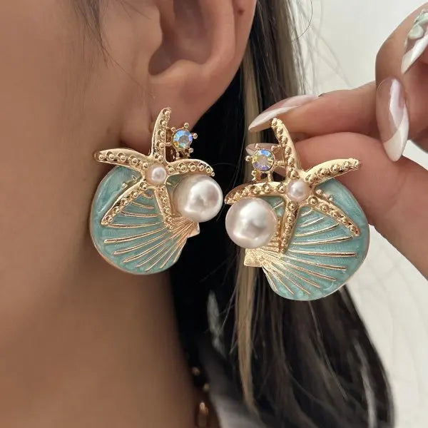 Exaggerated Metal Starfish Shell Pearl Necklace for Women Summer Ocean Coral Scallop Pendant Necklace Boho Beach Jewelry Gift