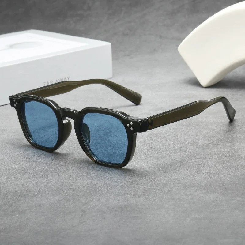JNPCXI Fashion Square Sunglasses Men Gradient Shades UV400 Vintage Rivets Women Trending Tea Sun Glasses