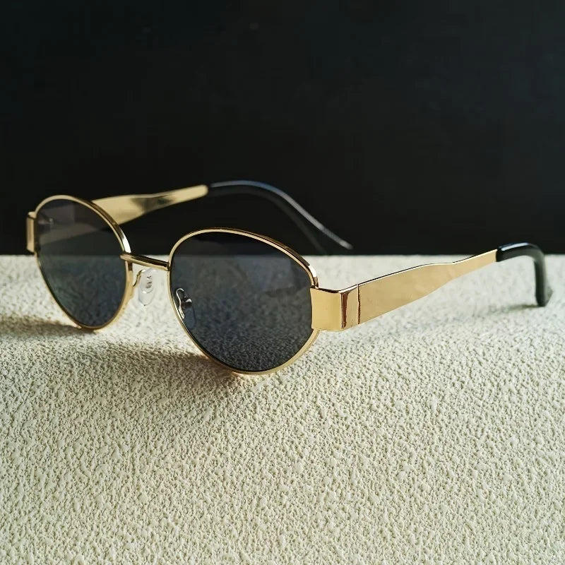1 Pair of Fashion Glasses for Men and Women, Oval Classic Frame, Suitable for Street Snap, Party