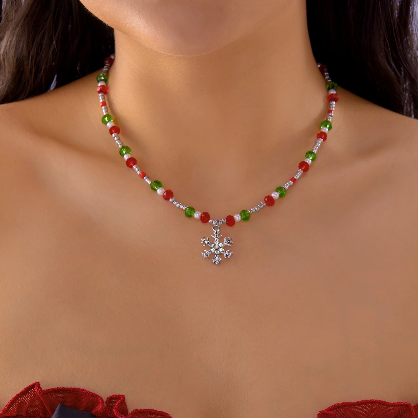 Christmas Red Green Beaded Xmas Tree Snowflake Pendant Necklace Holiday Party Jewelry Gift for Women Girls Festive Accessories