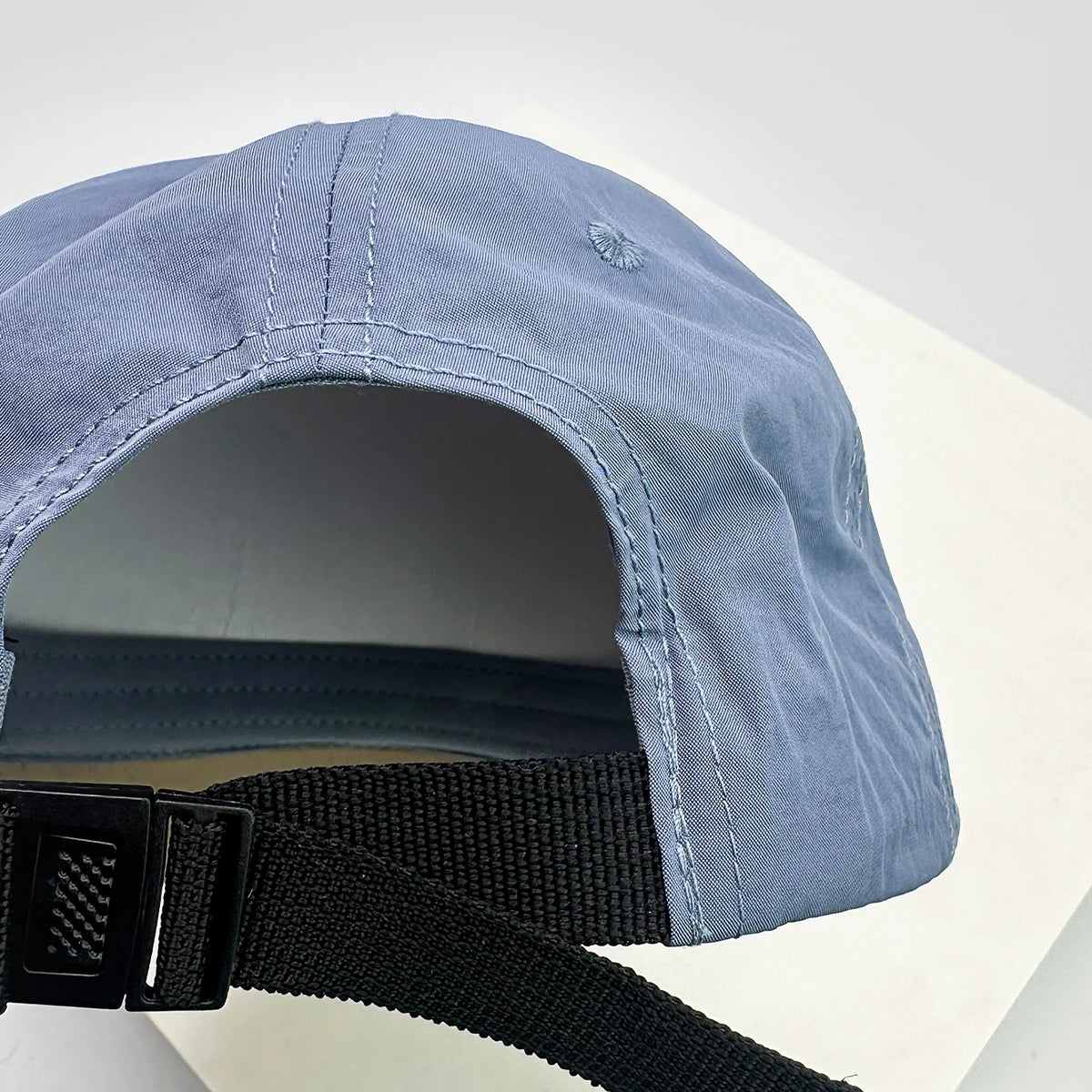 New Unisex Cartoon Color Block Letter Embroidery Baseball Hats Breathable Short Eave Sunshade Peaked Caps Versatile Quick Drying