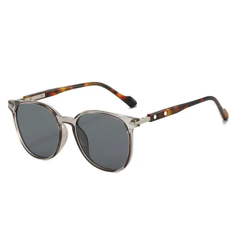 JNPCXI New Fashion Oval Rivets Women Sunglasses Retro Gradient Shades UV400 Men Punk Sun Glasses