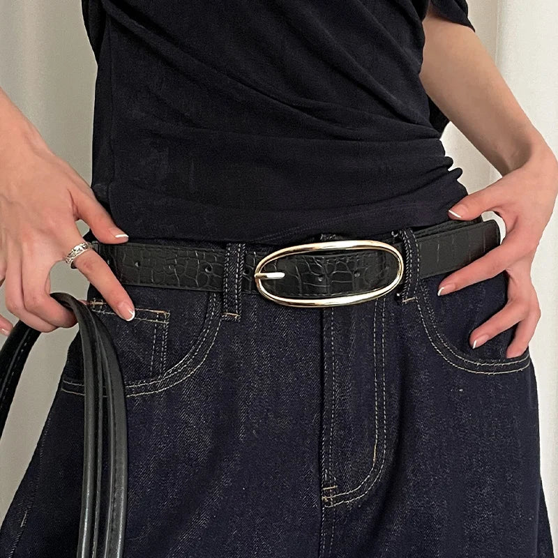 Fashionable retro belt for women, 2025 new design sense, minority red belt with jeans belt