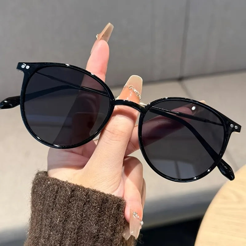 Round Frame Rice Nail New Korean Version Fashionable and Trendy Women's Outdoor Casual Glasses